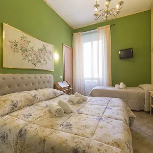 ** Pensión Albachiara Italia